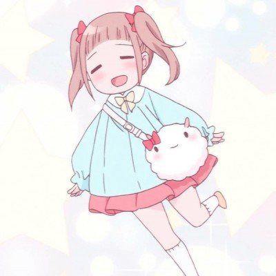 女孩不慎摔坏标本 馆长暖心安抚